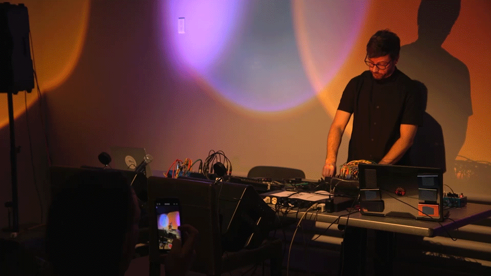 Pressing-Playback