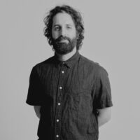 Alex Mallis_BIO-PHOTO